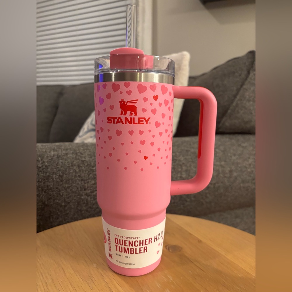 Stanley 30oz “Sweet Hearts” Valentine Tumbler Target NEW